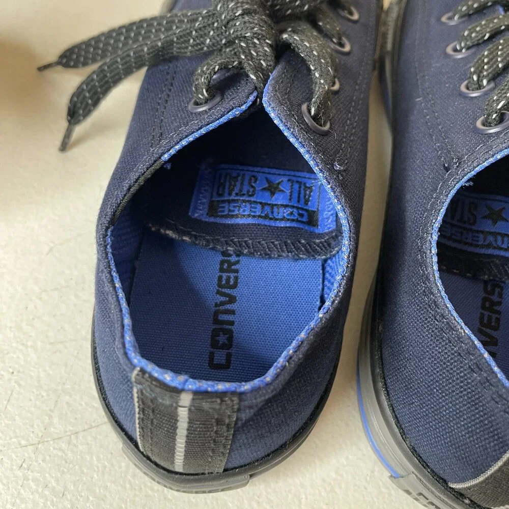 Converse Blue & Gray Kids Low Top Sneakers Size 3